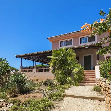 Villa Mare Is A Superb 5 Bedroom Sleeps 12 - Short Walk To Beach Heated Pool Ac And Wifi Lagoa (Algarve)