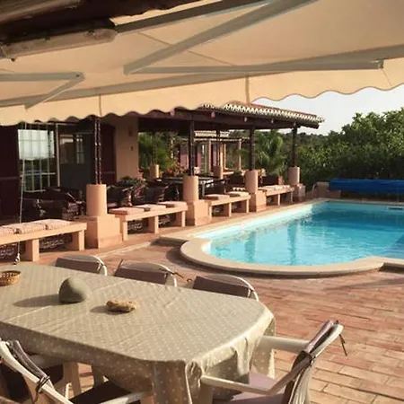 Mare Is A Superb 5 Bedroom Sleeps 12 - Short Walk To Beach Heated Pool Ac And Wifi * Lagoa (Algarve)