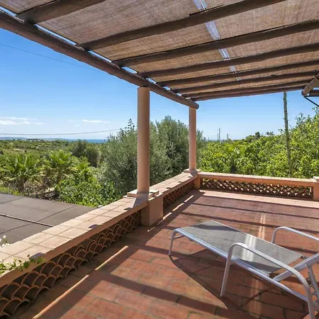 Mare Is A Superb 5 Bedroom Sleeps 12 - Short Walk To Beach Heated Pool Ac And Wifi ヴィラ ラゴア