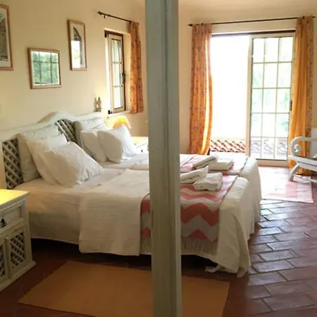 Mare Is A Superb 5 Bedroom Sleeps 12 - Short Walk To Beach Heated Pool Ac And Wifi *